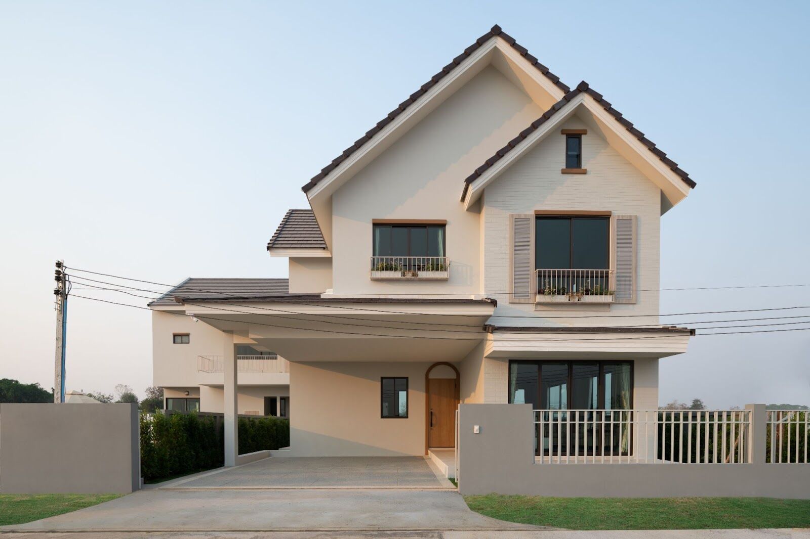 8 Modern Box Window Design Ideas \u0026 Images for Homes in 2025, image size:1600x1066